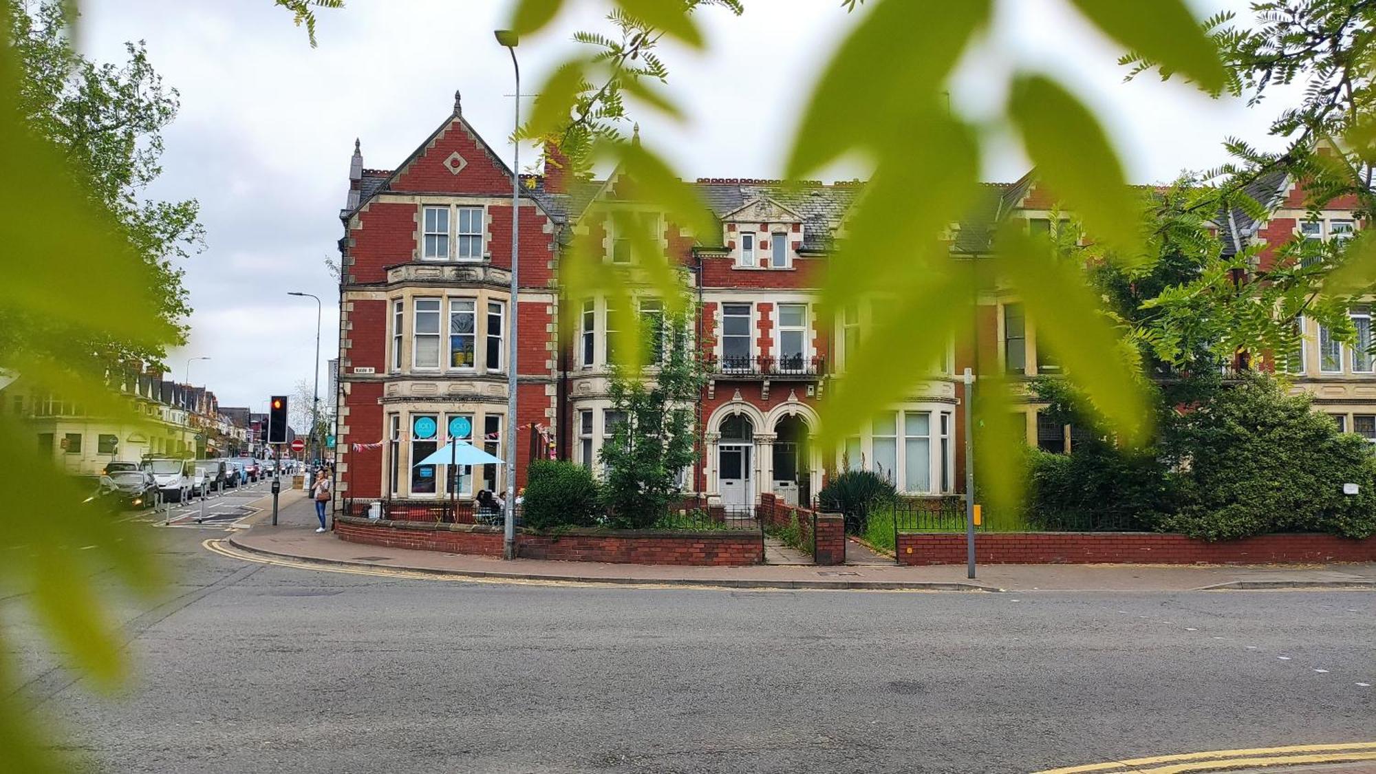 Serene 1 Bedroom Flat In Roath 卡迪夫 外观 照片